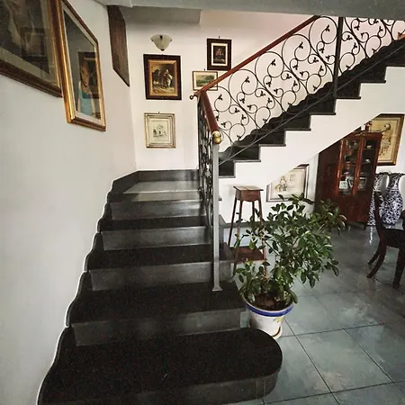 Rosa Bed & Breakfast Torre del Greco