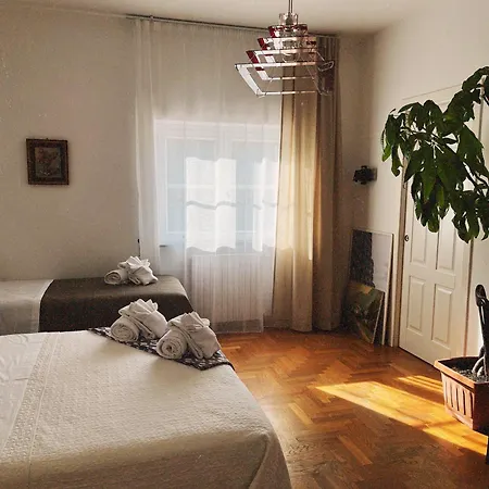 Rosa Bed & Breakfast